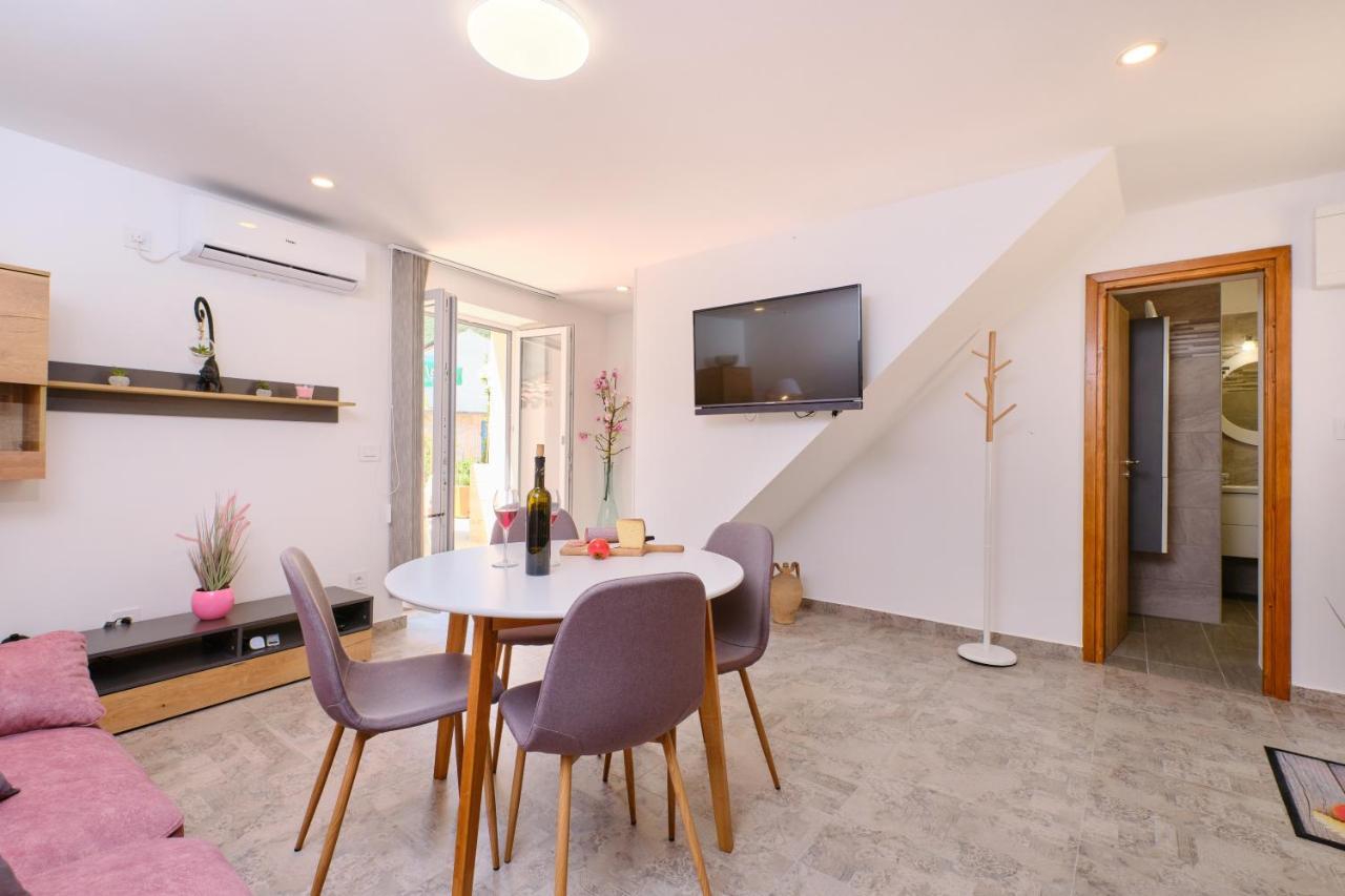Apartment Kaleta Sveti Jakov Екстер'єр фото