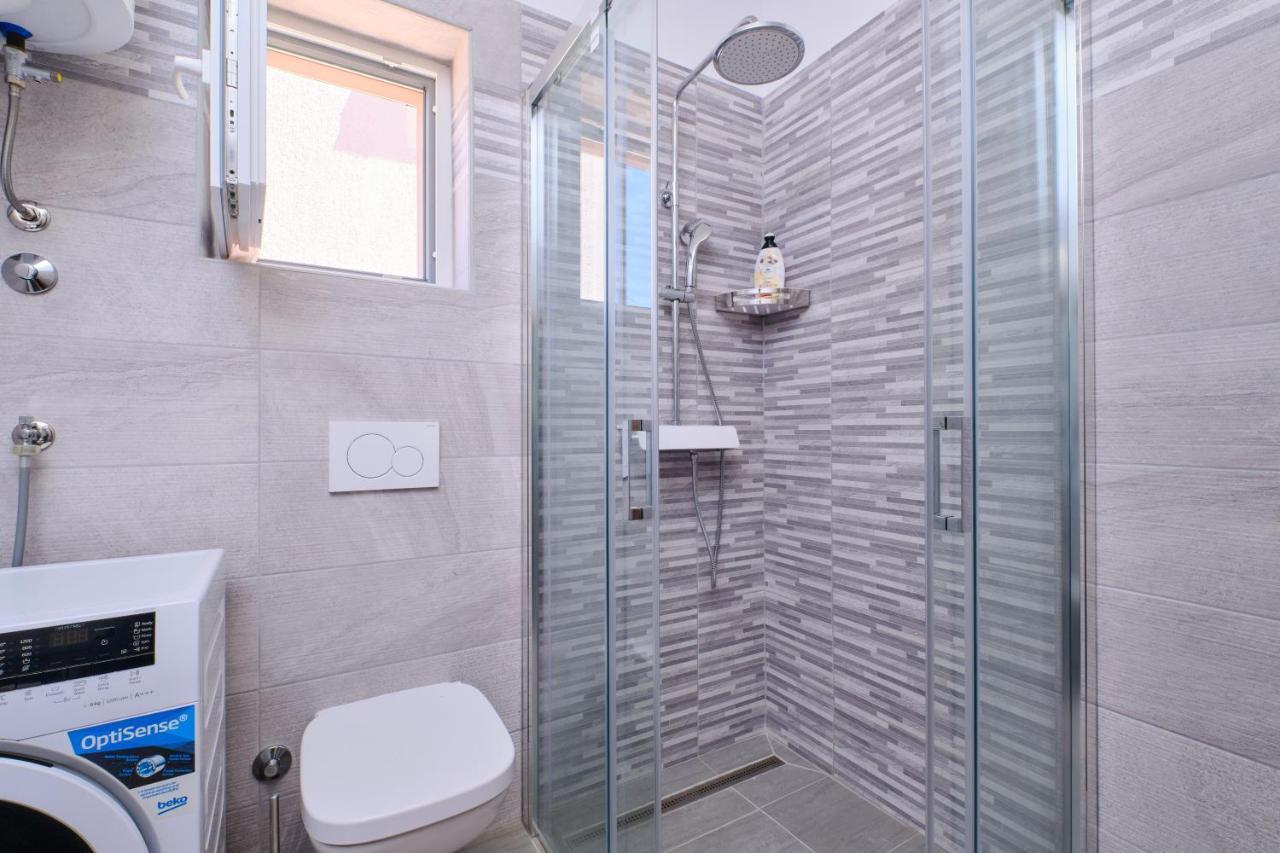 Apartment Kaleta Sveti Jakov Екстер'єр фото
